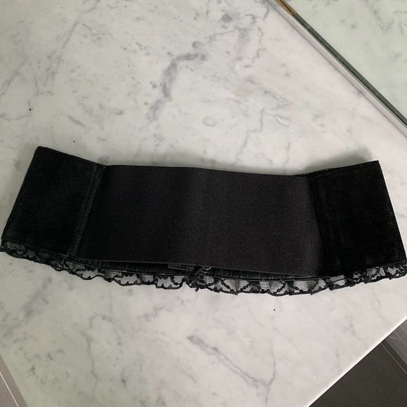 Corset style belt with lace - Picture 4 of 5